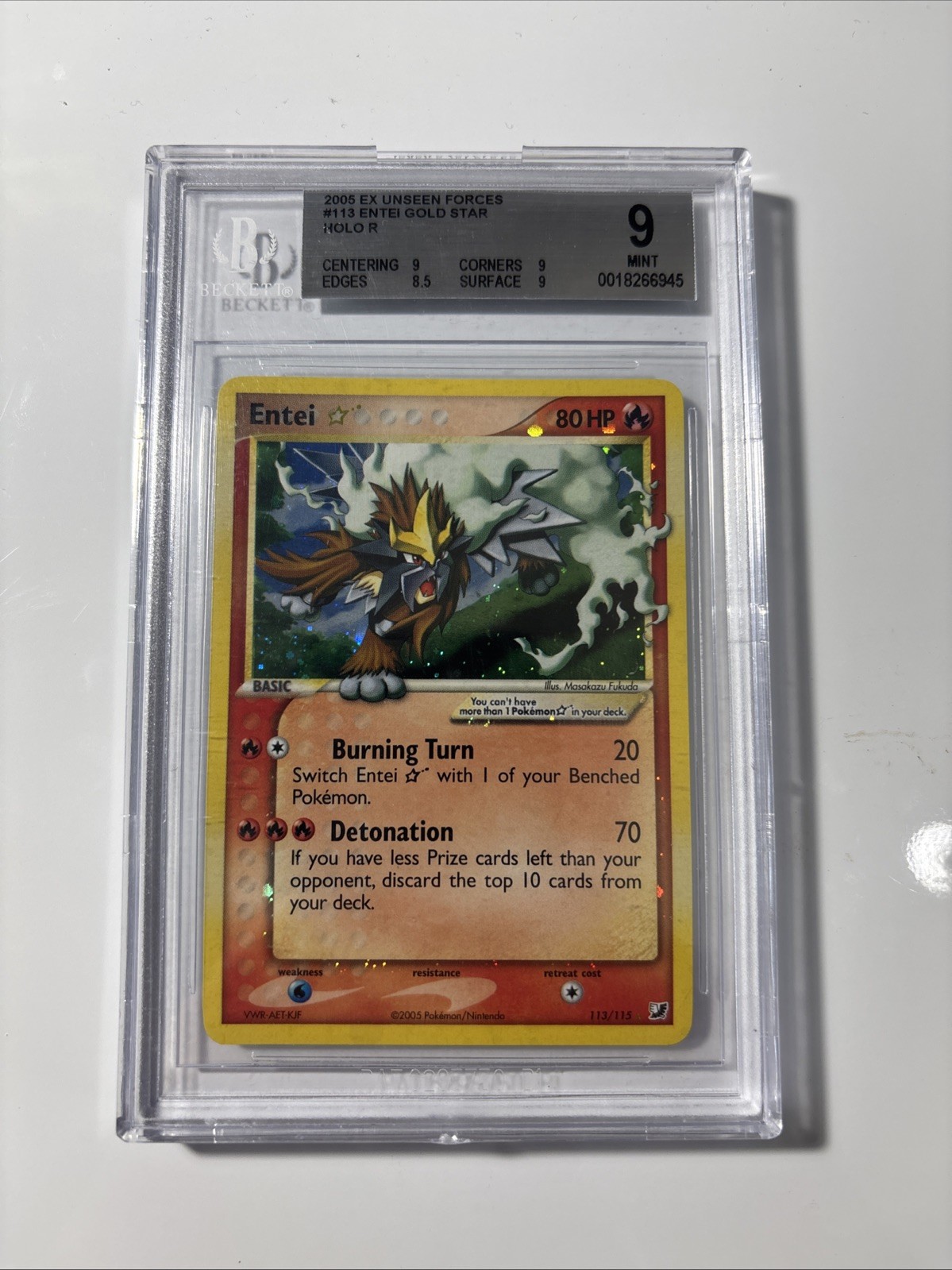 BGS 9 MINT Entei Gold Star Holo 113/115 Pokemon 2005 EX Unseen Forces 113 ENG