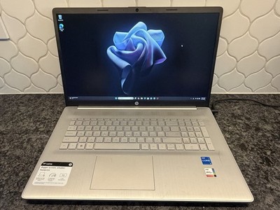 HP Laptop 17-cn2xxx. Intel(R) Core(TM) i5-1235U. 12Gb RAM. 500Gb NVMe SSD. Works