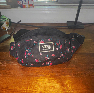 VANS Floral Black Waist Pack Belt Bag Fanny Pack Medium Zip Adjustable Pockets