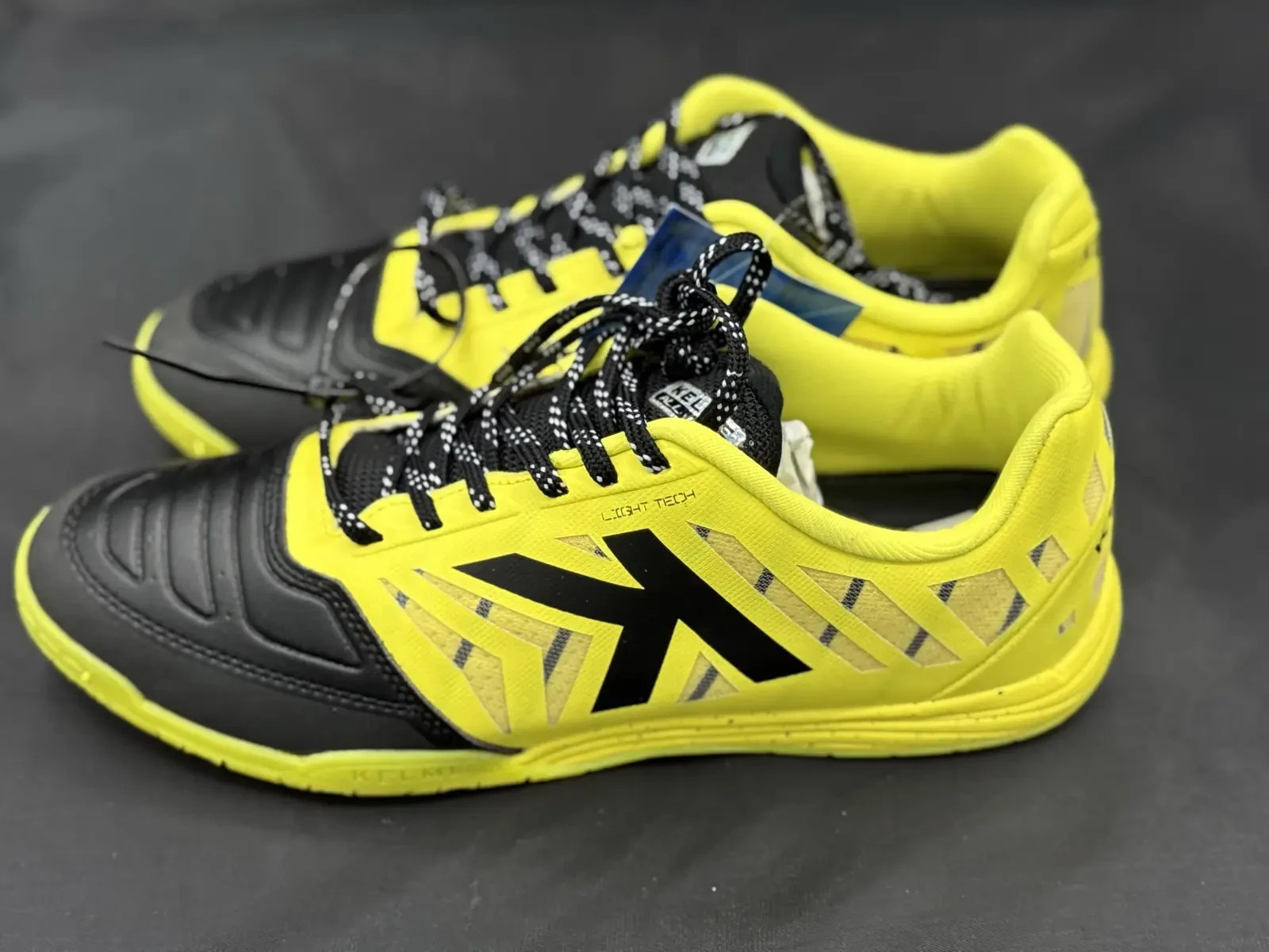 Kelme All In Indoor Futsal Football Trainers Yellow Black UK 8 EU42.5 Court Shoe image 10