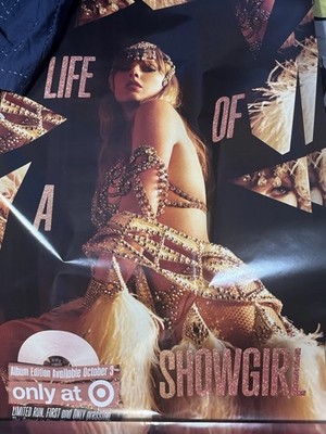 ミュージシャン The Life of a Showgirl Posters (Replica) The Life of a Showgirl: Sweat and Vanilla Perfume CD with Poster