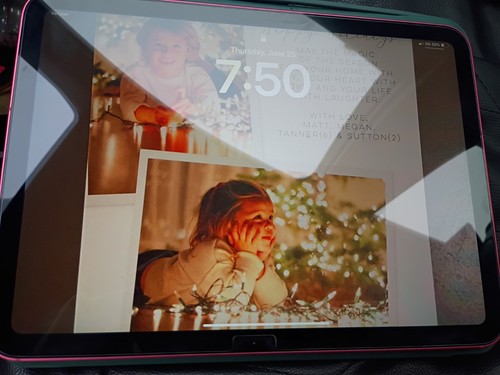 Apple iPad A2757 Pink 10th Gen(Locked)