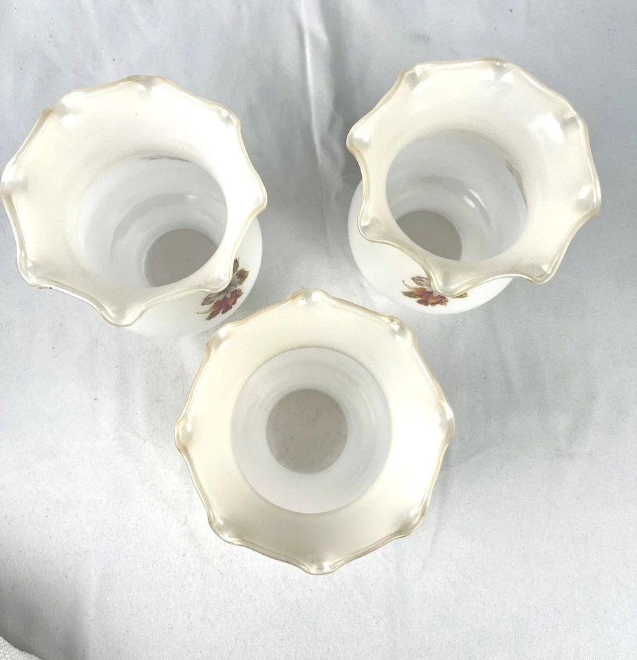 (Paquete de 3) Vidrio de tono claro con forma floral con diseño de flores, marrón/blanco, montaje de 2" de colección Foto 4 de 4