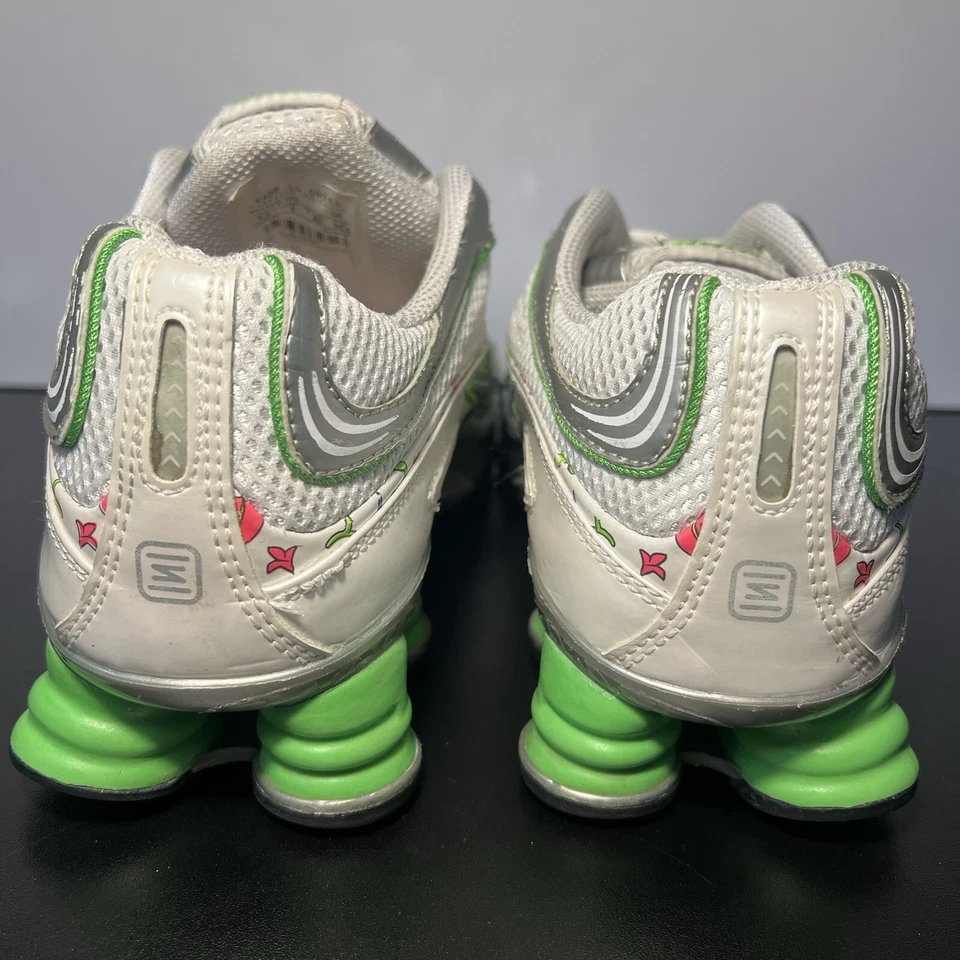 RARO Nike Shox M1 Floral 347771-102 Blanco Verde Floral Zapatos para Correr Para Mujer 8.5 Foto 4 de 4