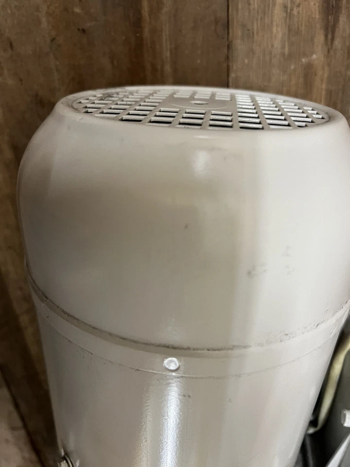 Lenze 3-Mot EN60034 Industrial Motor GKR04-2 M HAR 080C31 - Image 4 of 4