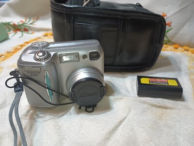 Nikon COOLPIX 4300 4.0MP Digital Camera Digicam *GOOD/TESTED* No Charger