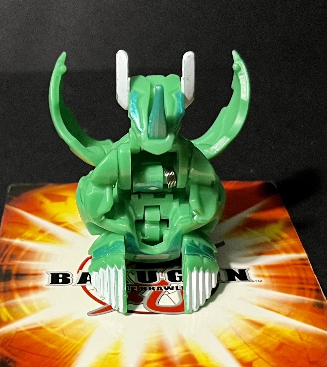Bakugan Gundalian Invaders Ventus Helix Dragonoid - 770g No Card