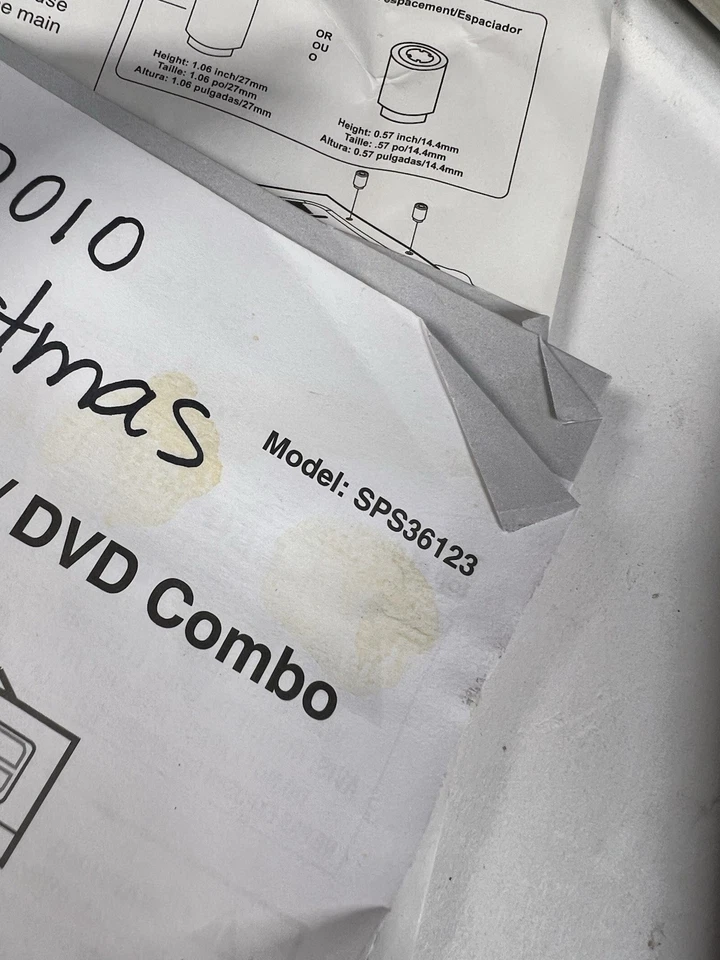 RCA 15" LCD Swivel Screen TV DVD Combo Under Cabinet SPS36123 - Bad DVD Door - Image 4 of 4