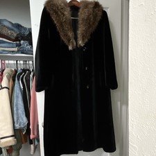 Borgazia Russel Taylor Womens Black Long Over...