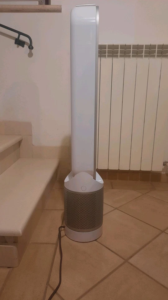 Dyson Pure Cool TP00 Purificatore d'Aria Elettrico con Cavo - Bianco/Argento - Immagine 3 di 4