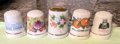 Lot of 13 Vintage Original Collectible Sewing Thimbles Ceramic/Porcelain & Wood