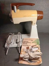Vintage Sunbeam Vista Deluxe Mixmaster 12 Speed w/ Mixers 