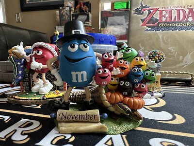 Danbury Mint M&M's November Perpetual Calendar Figurine   