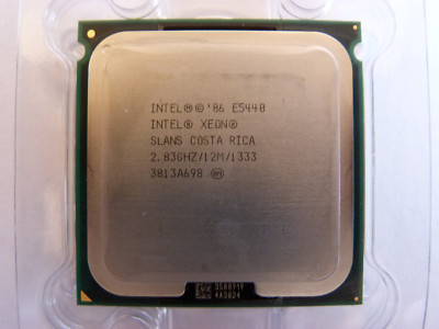 Intel Xeon E5440 - 2,83 GHz Quad-Core 12M 1333MHz LGA771 CPU ; Prozessor ; SLANS
