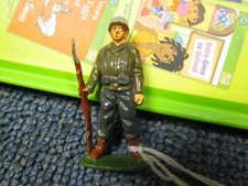 VINTAGE 1950s TIMPO HOLLOW CAST LEAD U.S. ARMY GI SOLDIER No. 9000