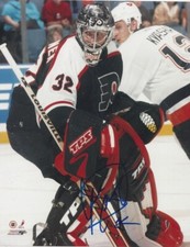 Roman Cechmanek Autographed 8x10 Philadelphia Flyers D480