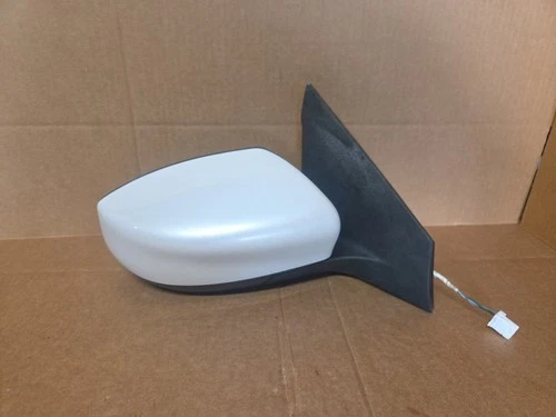2016-2019 NISSAN SENTRA RIGHT RH PASSENGER POWER SIDE MIRROR WHITE OEM M065