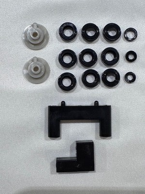 Tamiya Teile divers inkl. 2x Servohorn Acoms/ Sanwa - NEU!