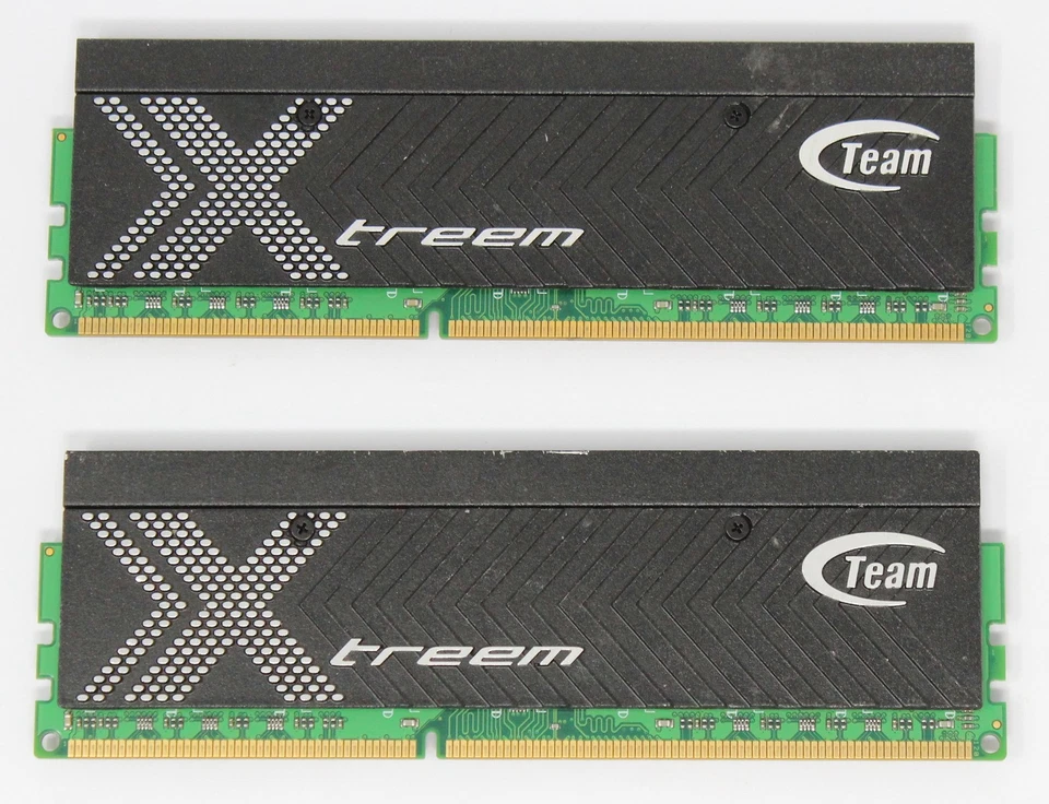 TeamGroup Xtreem 8 GB (2x4GB) TXD34096M2000HC9K-L DDR3-2000 RAM (#38387) - Bild 2 von 2