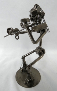 Handmade Metal Art Nut & Bolt Sculpture Violinist Musician (Mar)