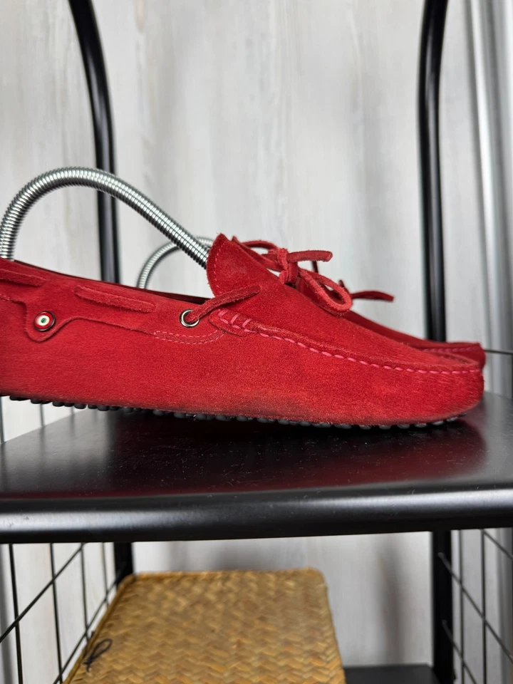 Tod’s Ferrari Red suede slip on driver loafers shoes - Image 4 of 4