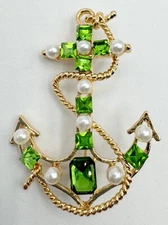 T10-1286 BROOCH GOLD TONE PIN 2" RHINESTONE ANCHOR SHIP SAILOR NAUTICAL GREEN