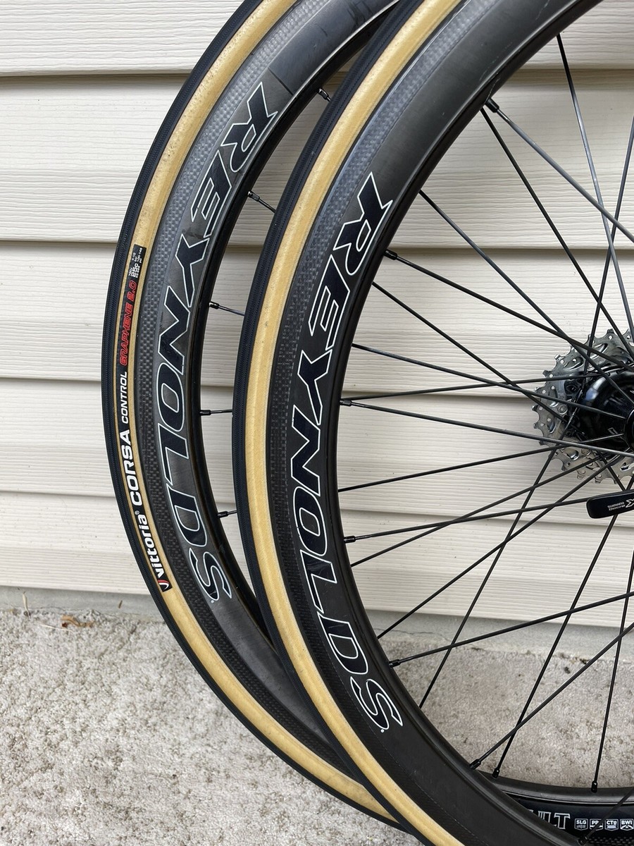 Reynolds Assault SLG Carbon TUBELESS Wheelset 700C.Rim Brake