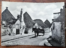 ALBEROBELLO 1960 VIA DEI TRULLI CON CARRETTO CAVALLO & COCCHIERE-66337