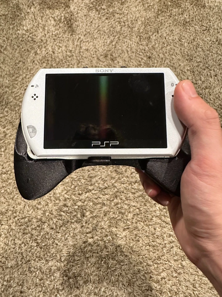 Sony PSP Go Comfort Grip Ergonomic Handheld Controller PSP Go Playstation - Image 3 of 4