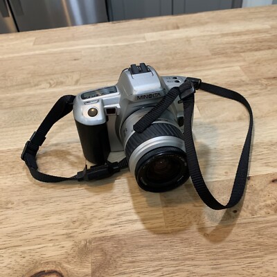Minolta Maxxum QTsi 35mm SLR Camera Kit w/ 35-80mm Lens AZ