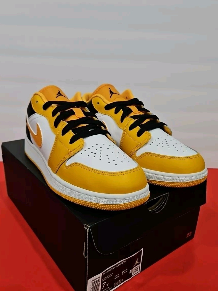 大人気! ☆ Nike☆ Air Jordan Stay Loyal ”Yellow Taxi” Authentic Nike Air Jordan 1 Low GS 'Taxi Yellow Black' Sz 7