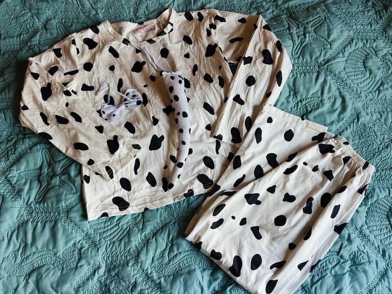 101 Dalmatians Kids Costume Size L Tops, Bottoms , Ears & Tail- Only Worn Once