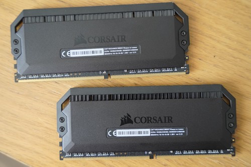 Corsair Dominator Platinum 16GB (2 x 8GB) DDR4 DRAM 3600MHz C18 Memory Kit