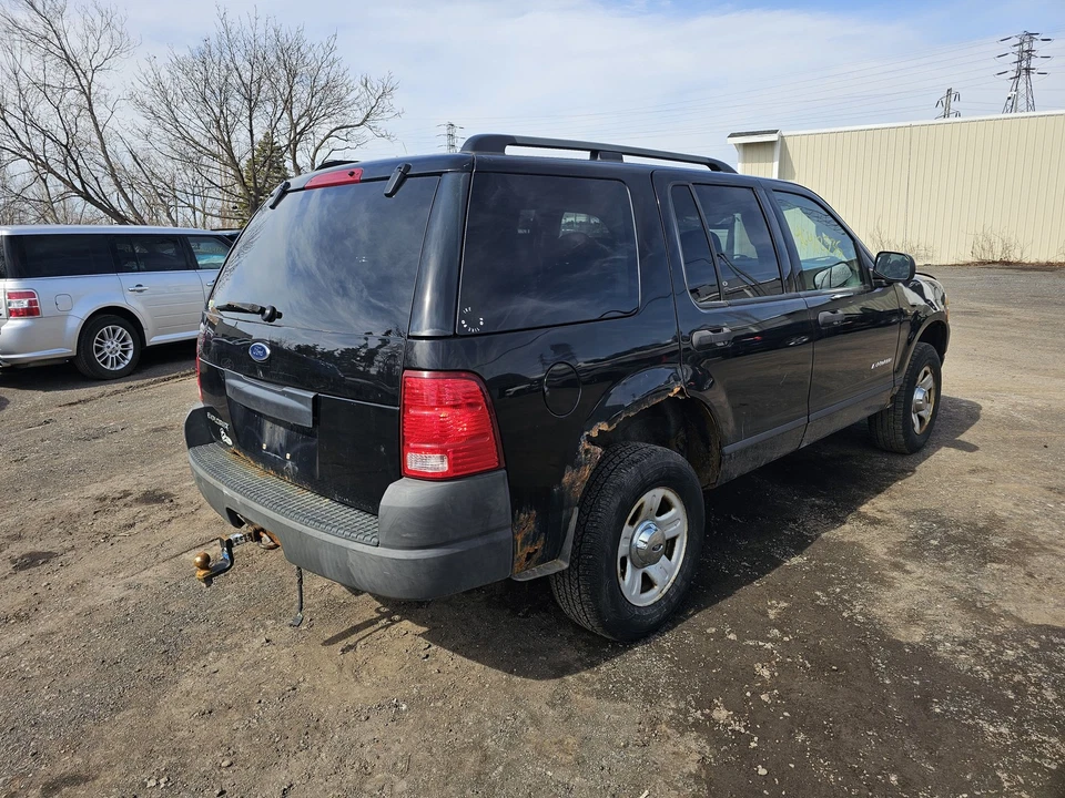 Used Engine Cooling Fan Blade fits: 2004 Ford Explorer 4 Dr exc. Sport Trac Grad Foto 2 de 4