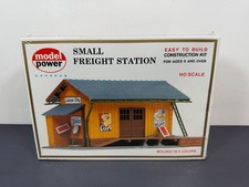 Model Power 404 SMALL FREIGHT STATION HO Scale Train Building Plastic Model Kit