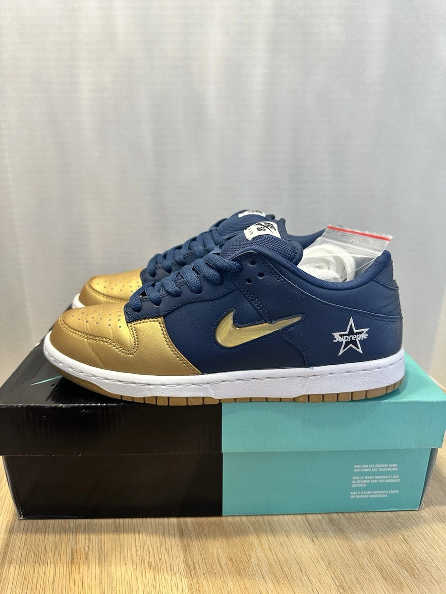 Size 8 - Nike Supreme x Dunk SB QS Low Metallic Gold | eBay