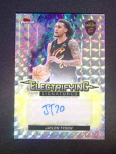 2025-26 Topps Finest Jaylon Tyson Auto Electrifying Geometric Refractor