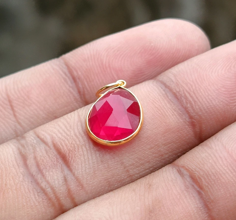 Dije de oro turmalina rosa, colgante de oro macizo de 18 quilates, colgante de collar hecho a mano Foto 2 de 4