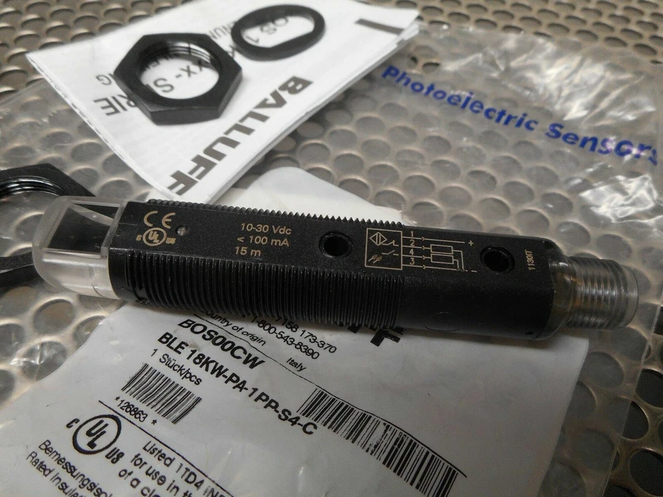 Balluff BOS00CW BLE 18KW-PA-1PP-S4-C Proximity Sensor 10-30VDC 100mA NEW IN BAG - Image 4 of 4