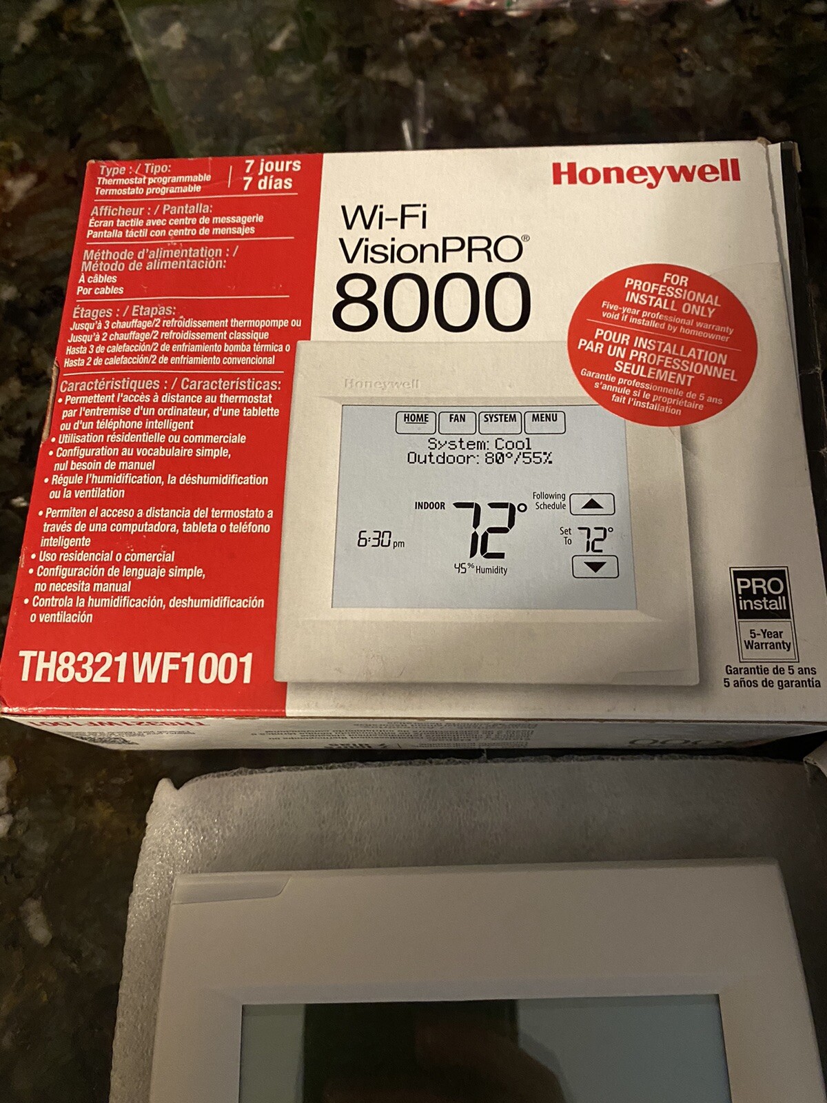 Honeywell TH8321WF1001 WiFi Vision pro 8000 Thermostat NEW