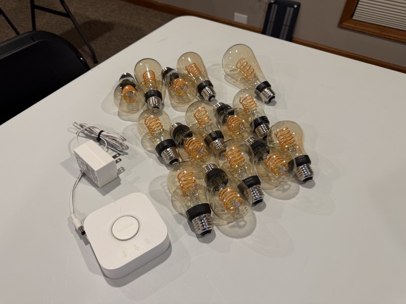Philips Hue Filament Bulb Lot: 10 A19 + 4 ST19 + 1 ST23 White Ambiance & Hub