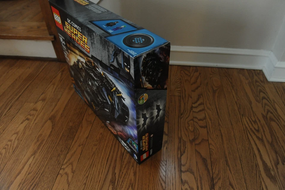 LEGO DC Comics The Tumbler (76023) - New - Image 2 of 4