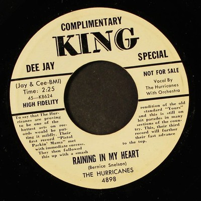 HURRICANES: raining in my heart / tell me baby KING 7'' Single 45 RPM