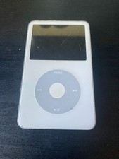 Apple iPod Classic 5th Gen 30GB White MA002LL/A READ DESCRIPTION
