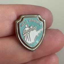 Vtg John Denver West Virginia Mountaineer State Shield Lapel Pin Country Roads