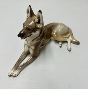 Vtg NYMPHENBURG Porcelain GERMAN SHEPHERD DOG 398-9 W. Germany 10" x 5 5/8"