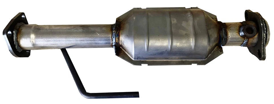 Catalytic Converter Fits 2000 2001 2002 Jeep Wrangler Foto 2 de 2