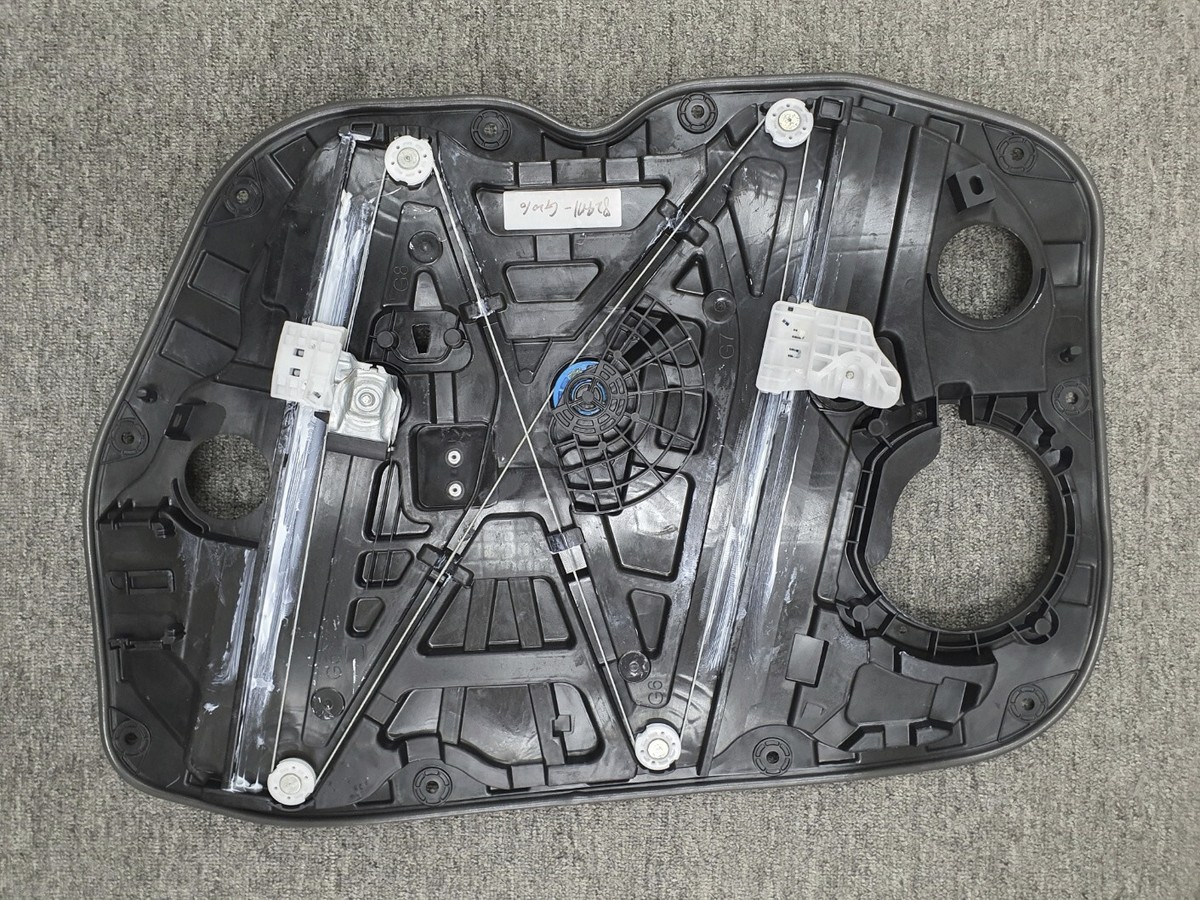 OEM 82471-G2010 Power Window Regulator Front/Left Door for Hyundai