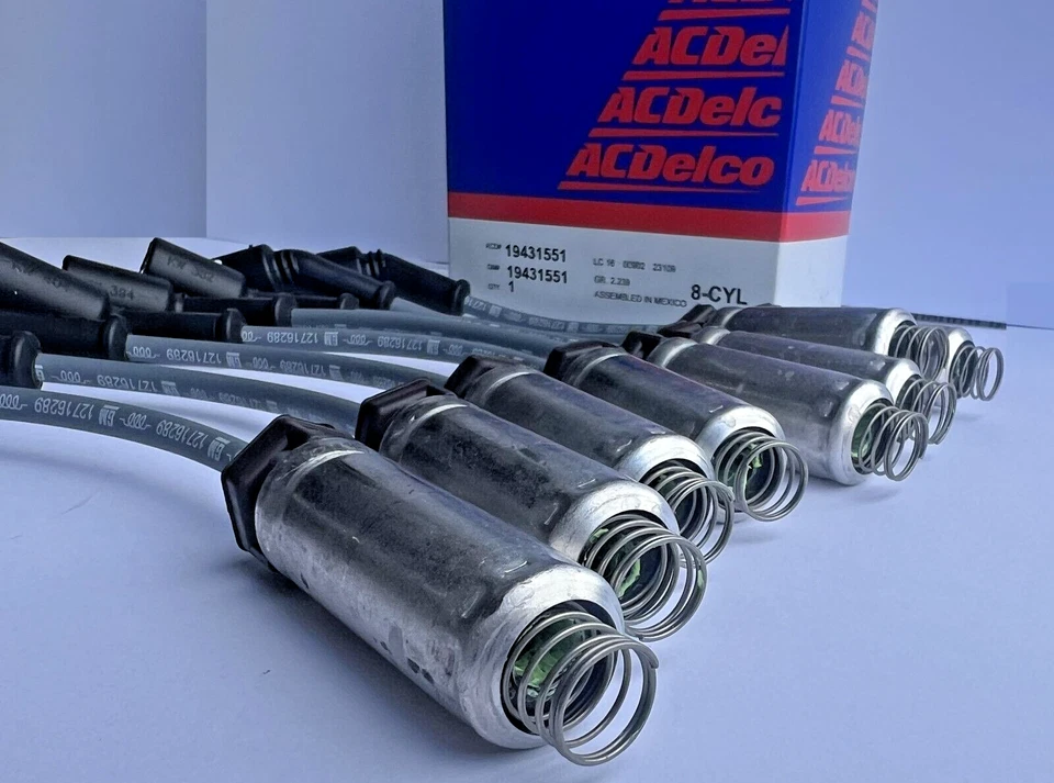 Juego de 8 cables de bujía 758EE AC Delco nuevos para Chevy Chevrolet Silverado 1500 Foto 2 de 4