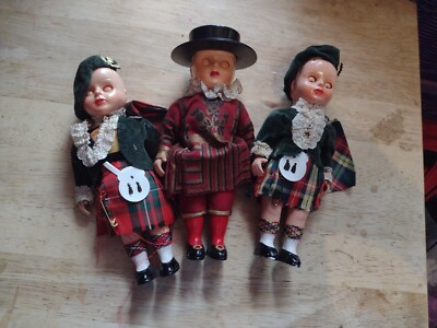 Vintage Souvenir Rogark Puppen Scottish und Beefeater Kleid Schlafaugen gebraucht